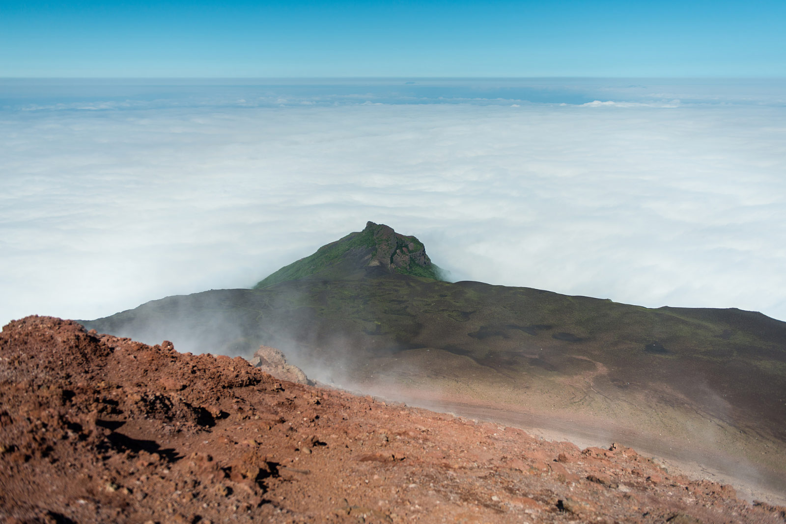 Tyatya Volcano, Kunashir